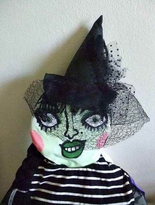1 Halloween witch softie